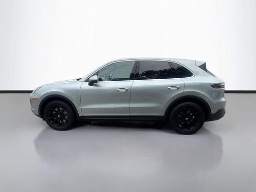 2021 Porsche Cayenne Base