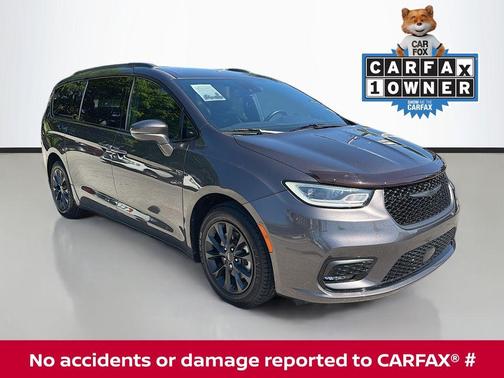 2021 Chrysler Pacifica Touring