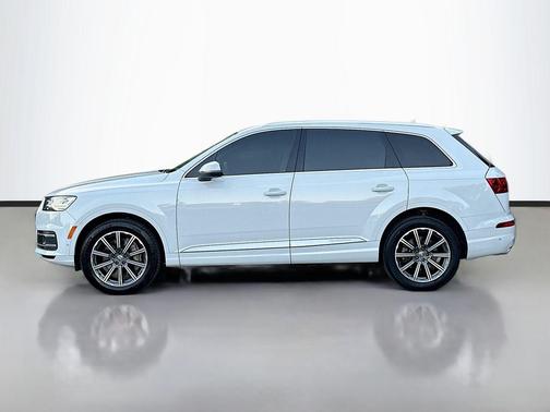 2019 Audi Q7 55 Premium Plus