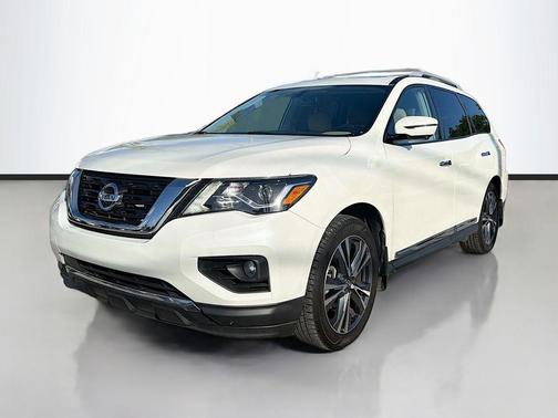 2020 Nissan Pathfinder Platinum