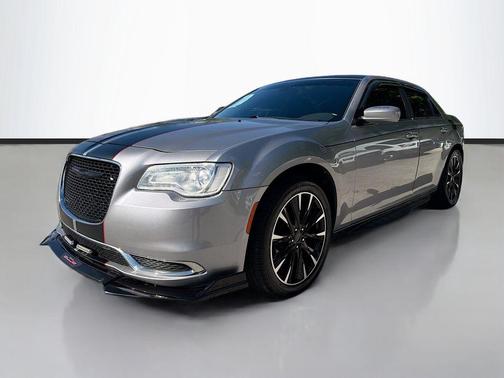 2016 Chrysler 300 Limited