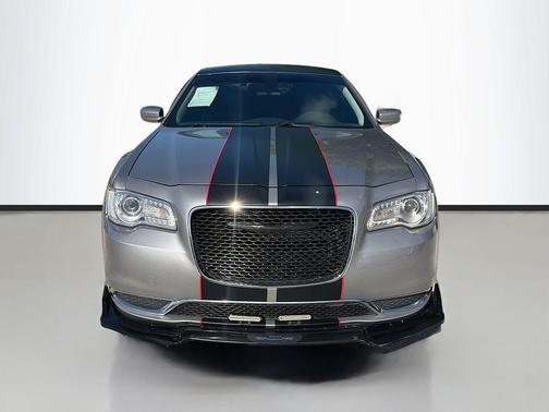 2016 Chrysler 300 Limited