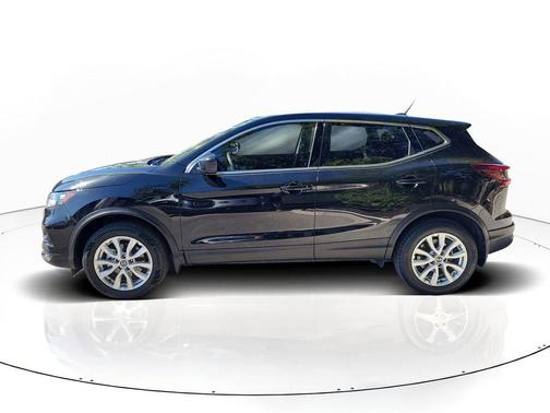 2022 Nissan Rogue Sport S