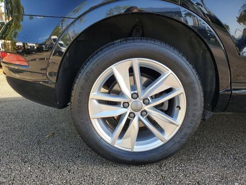 2017 Audi Q3 2.0T Premium