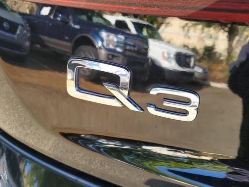 2017 Audi Q3 2.0T Premium