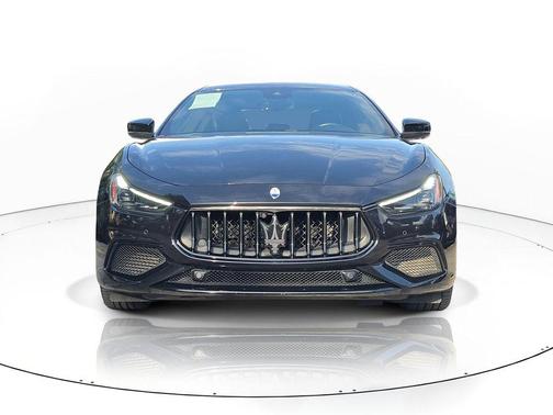 Black 2022 Maserati Ghibli Modena Q4