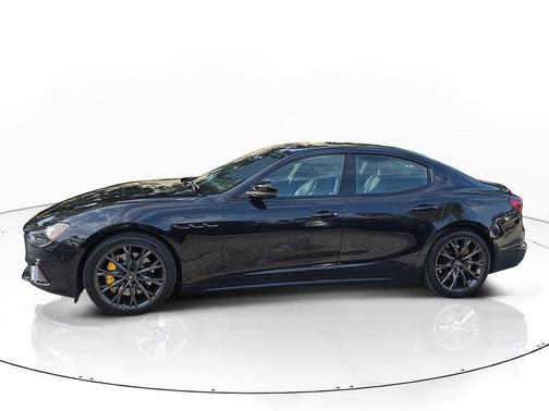 Black 2022 Maserati Ghibli Modena Q4