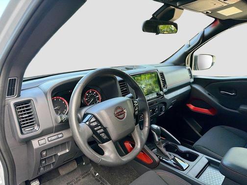 2023 Nissan Frontier PRO-X