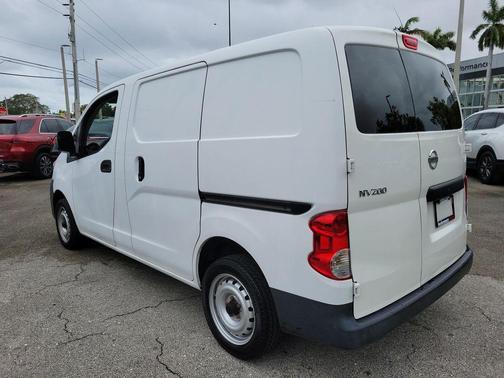 2017 Nissan NV200 S