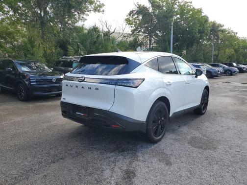 2025 Nissan Murano SV