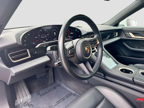 2022 Porsche Taycan Base