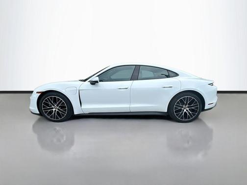 2022 Porsche Taycan Base