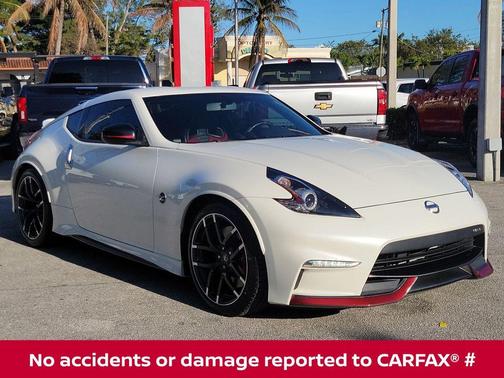 2017 Nissan 370Z NISMO