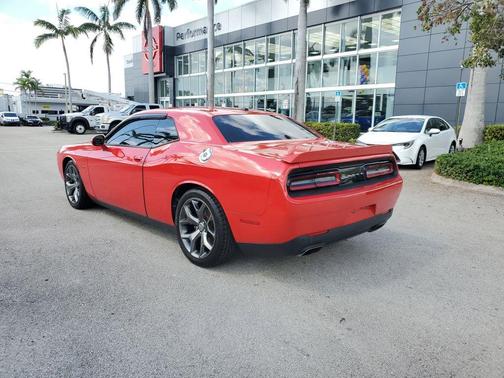 2015 Dodge Challenger R/T