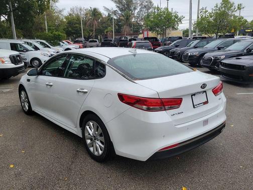 2018 Kia Optima EX