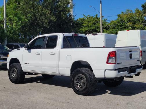 Bright White Clearcoat 2021 RAM 1500 Big Horn
