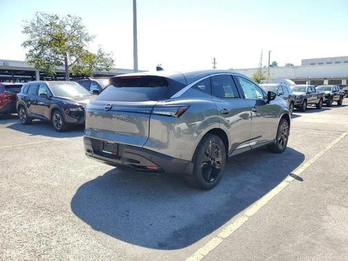 2025 Nissan Murano SV