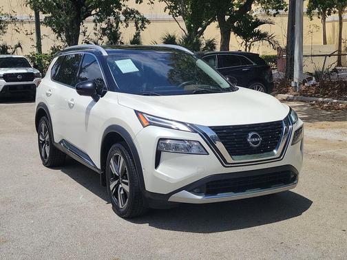 White 2022 Nissan Rogue Platinum