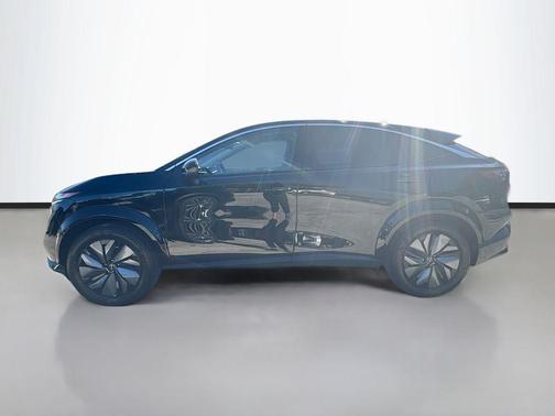 2025 Nissan ARIYA ENGAGE