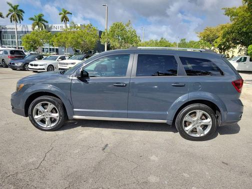 Bruiser Gray Clearcoat 2017 Dodge Journey Crossroad