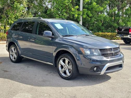 Bruiser Gray Clearcoat 2017 Dodge Journey Crossroad