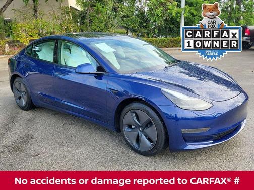Blue 2022 Tesla Model 3 Long Range