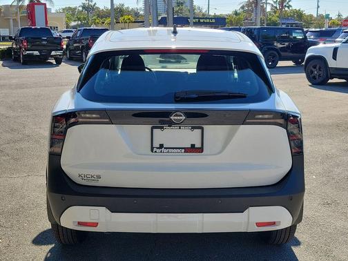 2026 Nissan Kicks S