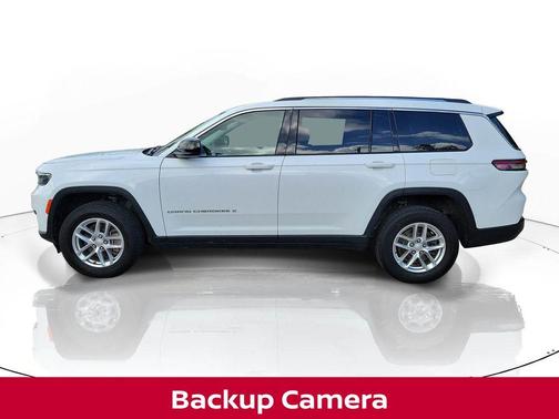 Bright White Clearcoat 2023 Jeep Grand Cherokee L Laredo