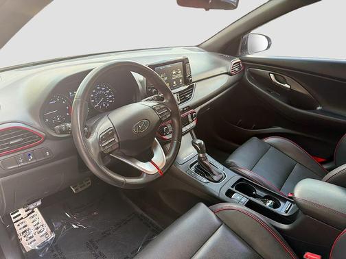 2018 Hyundai Elantra GT Sport