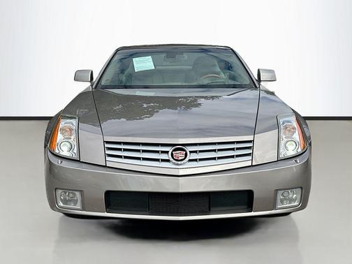 2004 Cadillac XLR Base