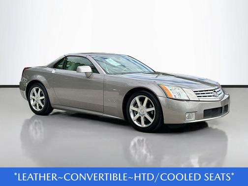2004 Cadillac XLR Base