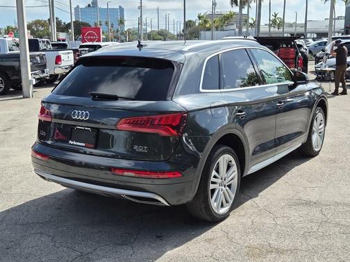 2018 Audi Q5 2.0T Premium Plus