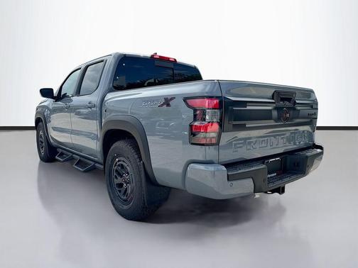2025 Nissan Frontier PRO-X