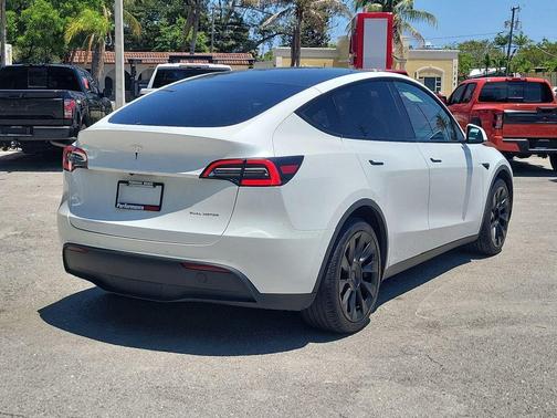 White 2020 Tesla Model Y Long Range