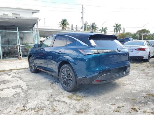 2025 Nissan Murano Platinum