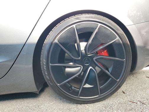 2024 Tesla Model 3 Performance