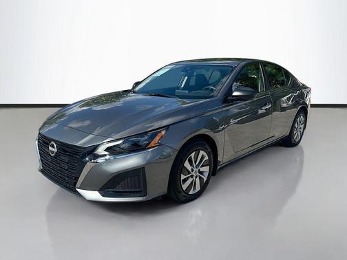 2025 Nissan Altima S