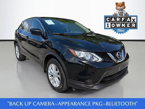 2017 Nissan Rogue Sport S