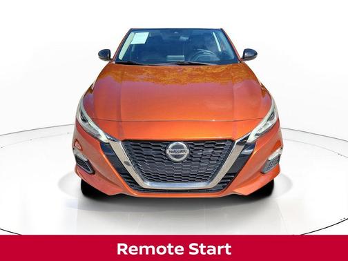 Sunset Drift Chromaflair 2020 Nissan Altima 2.5 SR