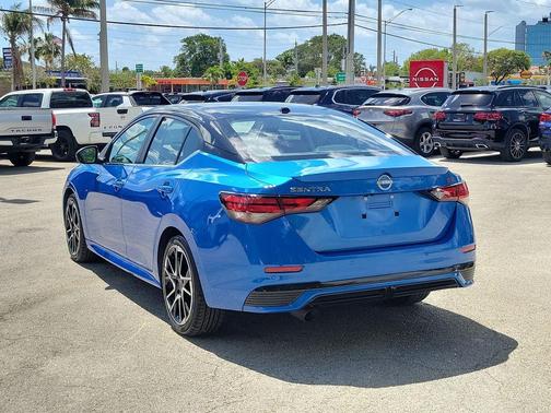 2t Blu Blk Roof 2024 Nissan Sentra SR