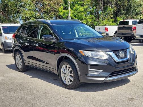 2020 Nissan Rogue SV