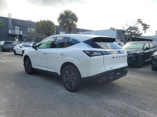 2025 Nissan Murano SL