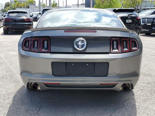 2013 Ford Mustang V6