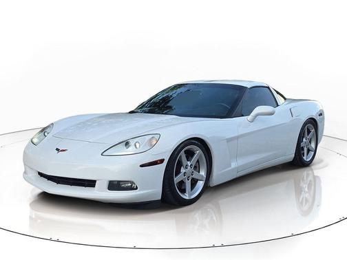 Arctic White 2005 Chevrolet Corvette