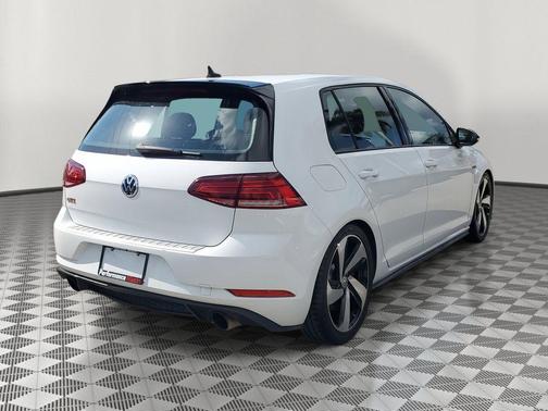 2021 Volkswagen Golf GTI 2.0T S