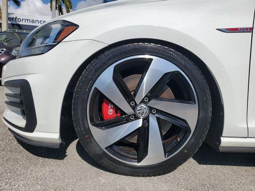 2021 Volkswagen Golf GTI 2.0T S