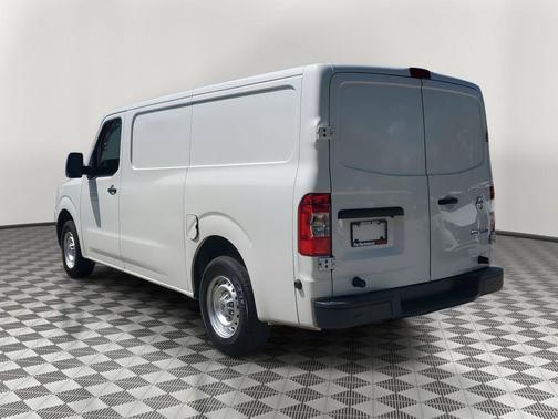 2021 Nissan NV Cargo NV2500 HD S/SV V6/V8