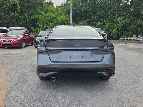 Gun Metallic 2026 Nissan Sentra SR