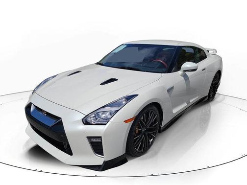 2021 Nissan GT-R Premium
