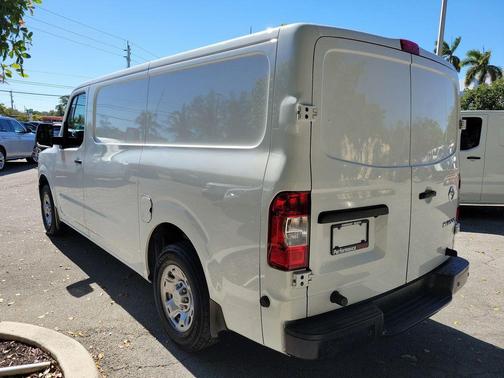 2021 Nissan NV Cargo NV2500 HD S/SV V6/V8